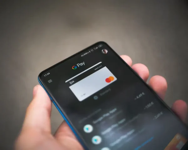 Why Every E-Commerce Business Needs a Multi-Currency Wallet Account.